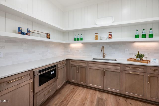 621 Duke Drive, Raleigh, NC 27609