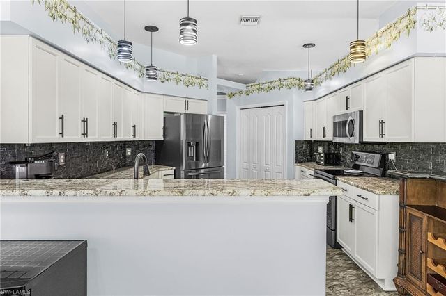 9237 Lanthorn WAY, Estero, FL 33928