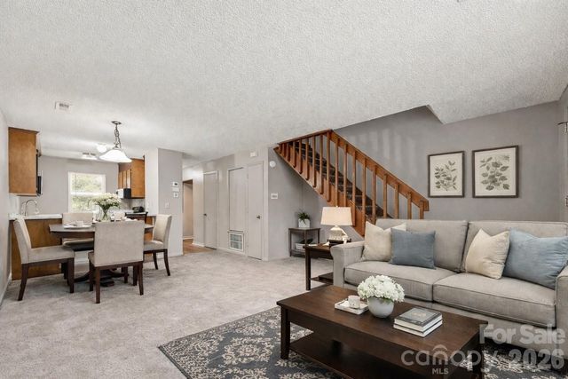 4033 Briarhill Drive, Charlotte, NC 28215