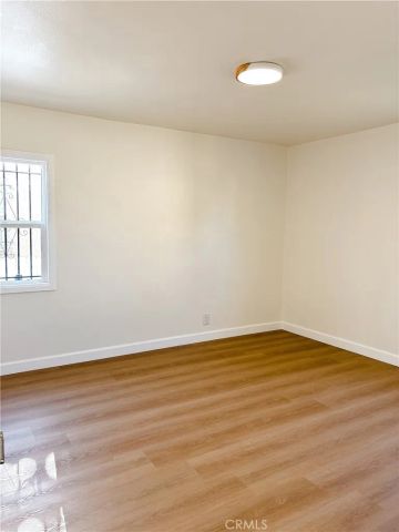 6515 Cimarron, Los Angeles, CA 90047