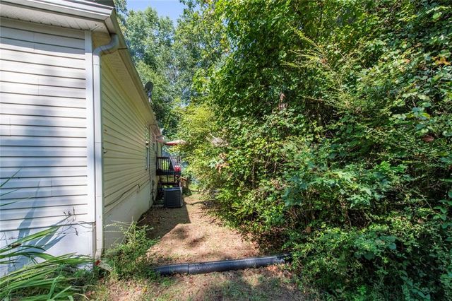 556 Old Corinth Road, Buchanan, GA 30113