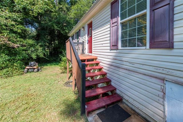 556 Old Corinth Road, Buchanan, GA 30113