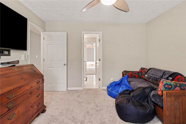 4098 Happy Valley Circle, Newnan, GA 30263