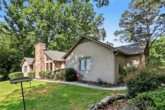 4098 Happy Valley Circle, Newnan, GA 30263