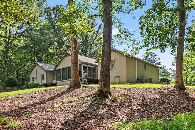 4098 Happy Valley Circle, Newnan, GA 30263