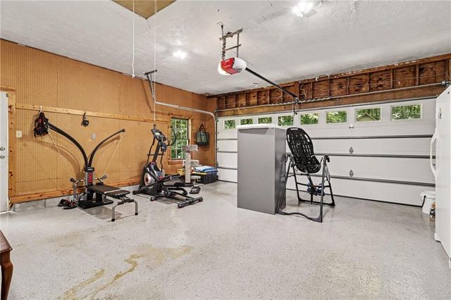 4098 Happy Valley Circle, Newnan, GA 30263