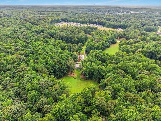 4098 Happy Valley Circle, Newnan, GA 30263