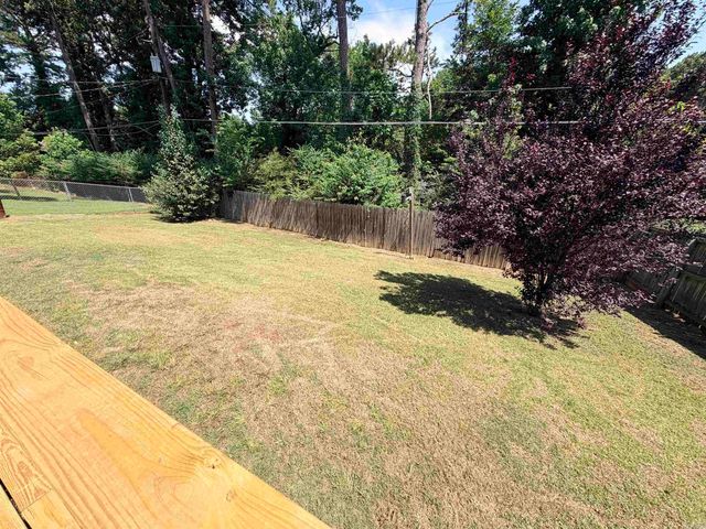 15 Parkridge Drive, North Little Rock, AR 72120