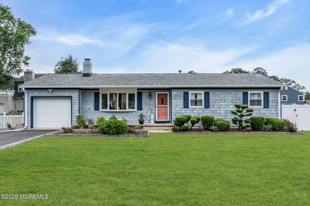 289 Wisteria Drive, Brick, NJ 08723