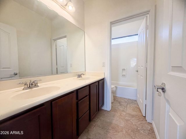38487 N LAMAR Drive, San Tan Valley, AZ 85140