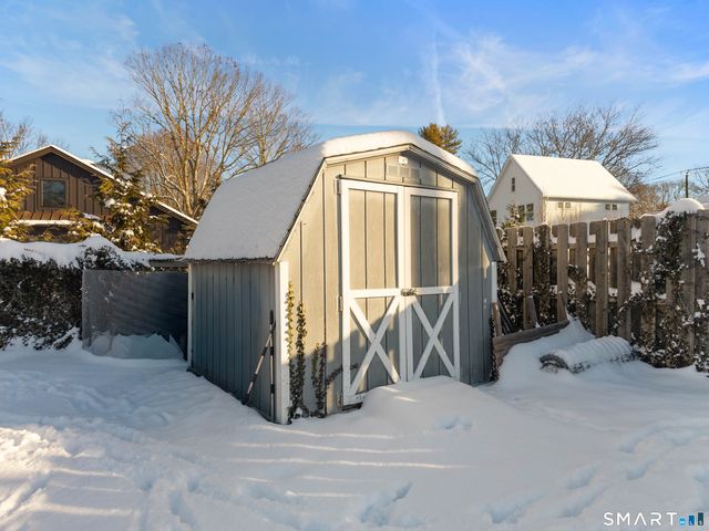 5 Faulkner Drive, East Lyme, CT 06357