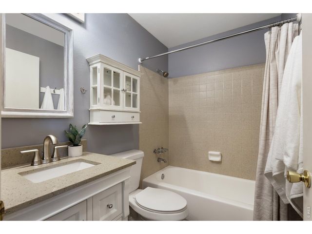 1921 Sumner St, Longmont, CO 80501