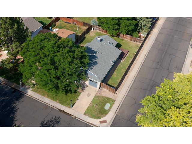 1921 Sumner St, Longmont, CO 80501