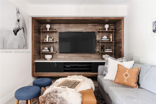 7120 SW 56th St, Miami, FL 33155