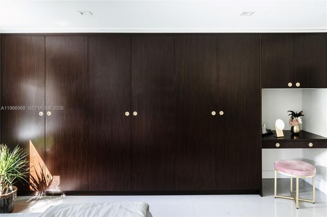 7120 SW 56th St, Miami, FL 33155