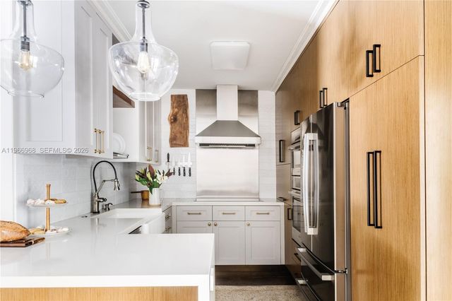 7120 SW 56th St, Miami, FL 33155