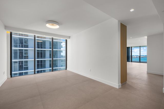 700 NE 24th Street 4601, Miami, FL 33137