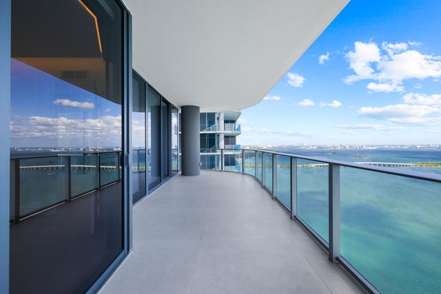 700 NE 24th Street 4601, Miami, FL 33137