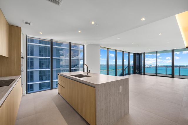 700 NE 24th Street 4601, Miami, FL 33137