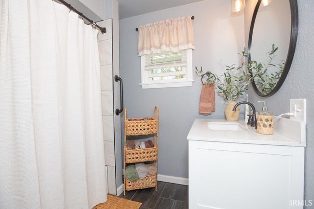 301 S Elm Avenue, Evansville, IN 47712