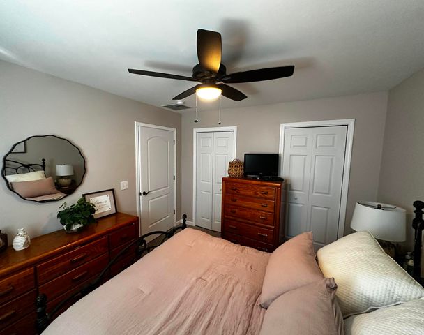 301 S Elm Avenue, Evansville, IN 47712