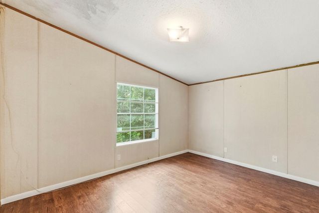 13707 Brigadier Drive, Willis, TX 77318