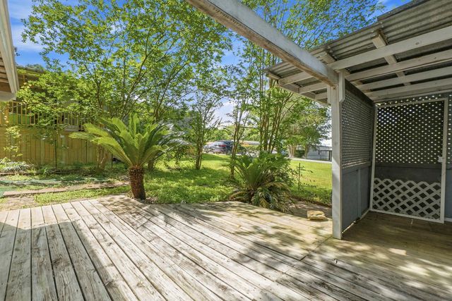 13707 Brigadier Drive, Willis, TX 77318