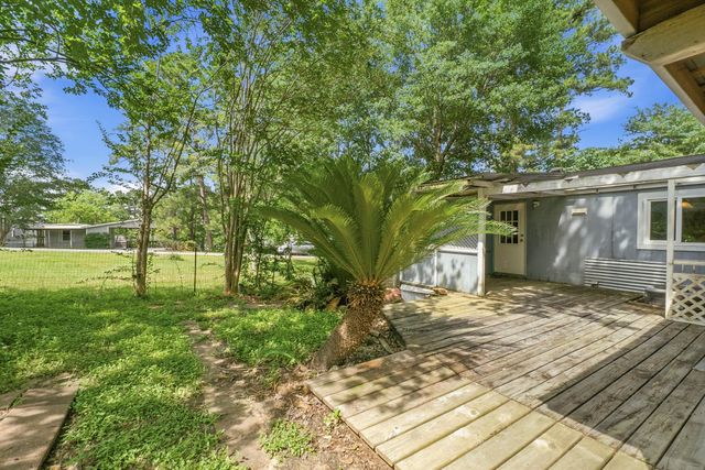 13707 Brigadier Drive, Willis, TX 77318