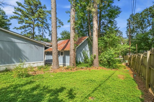 13707 Brigadier Drive, Willis, TX 77318