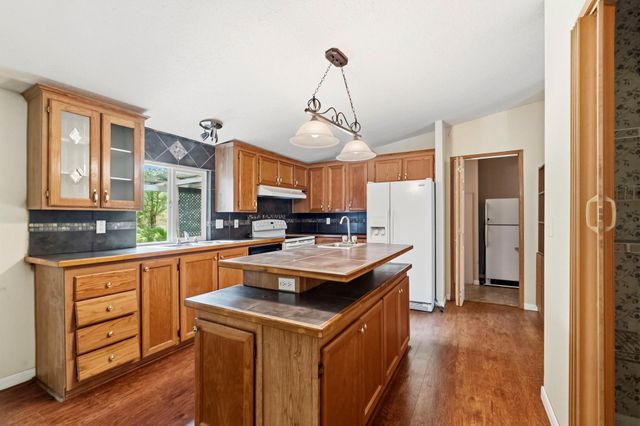 13707 Brigadier Drive, Willis, TX 77318