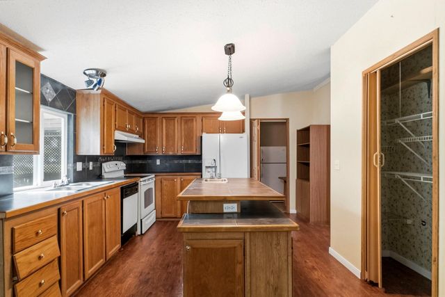 13707 Brigadier Drive, Willis, TX 77318