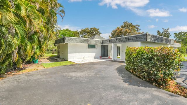 5707 White Hickory Circle, Tamarac, FL 33319