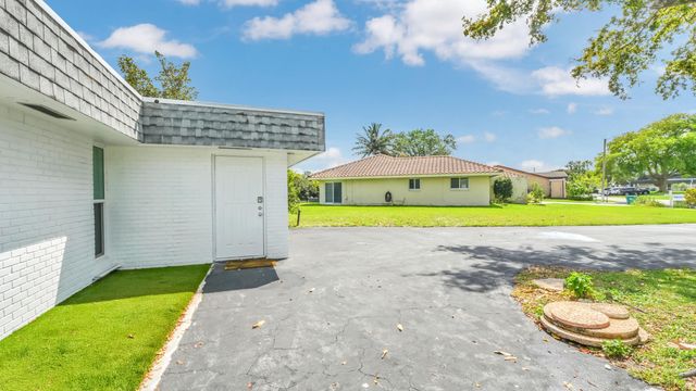 5707 White Hickory Circle, Tamarac, FL 33319