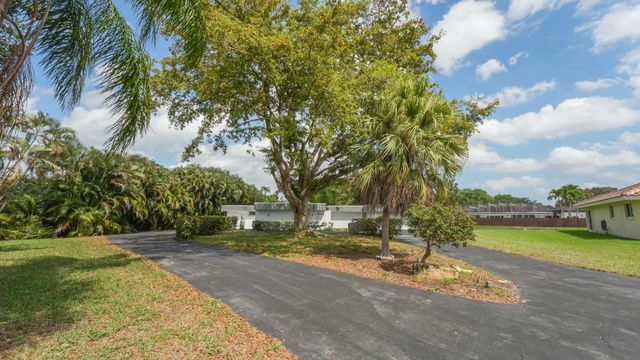 5707 White Hickory Circle, Tamarac, FL 33319