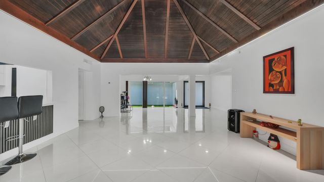 5707 White Hickory Circle, Tamarac, FL 33319