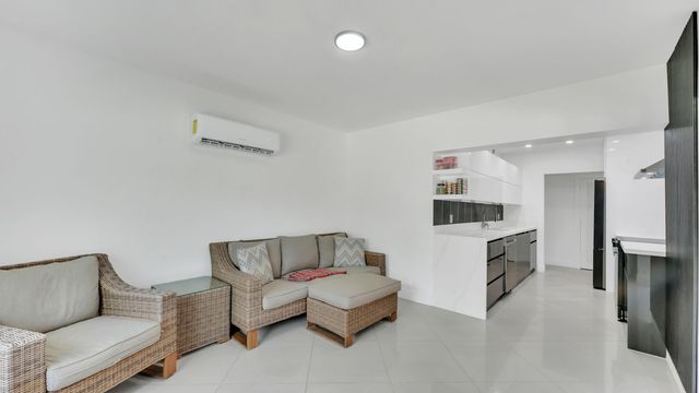 5707 White Hickory Circle, Tamarac, FL 33319