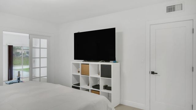 5707 White Hickory Circle, Tamarac, FL 33319