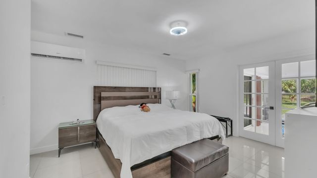 5707 White Hickory Circle, Tamarac, FL 33319