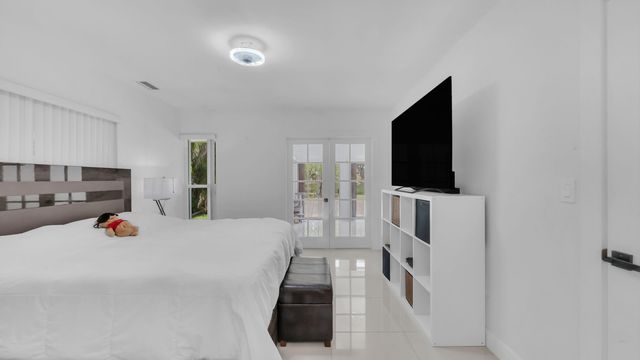 5707 White Hickory Circle, Tamarac, FL 33319