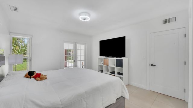 5707 White Hickory Circle, Tamarac, FL 33319