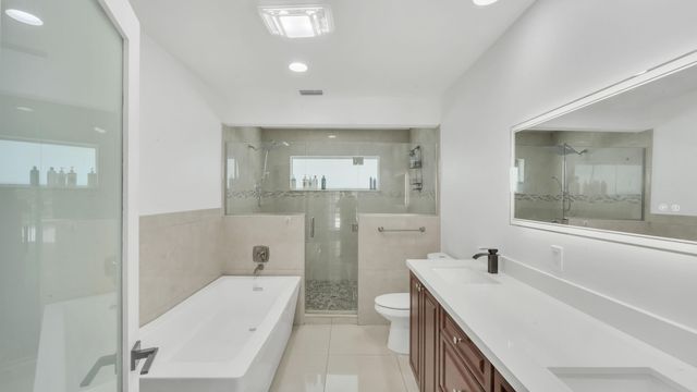 5707 White Hickory Circle, Tamarac, FL 33319