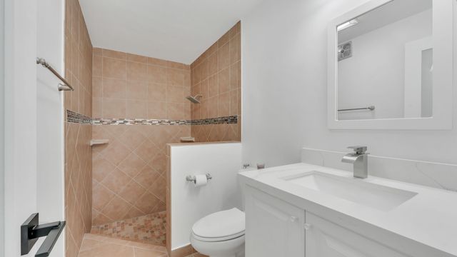 5707 White Hickory Circle, Tamarac, FL 33319