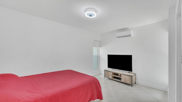 5707 White Hickory Circle, Tamarac, FL 33319