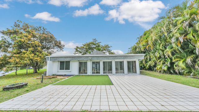 5707 White Hickory Circle, Tamarac, FL 33319