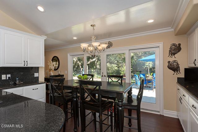 4090 Cresthaven Drive, Thousand Oaks, CA 91362