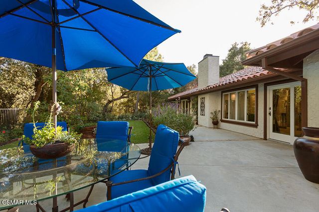 4090 Cresthaven Drive, Thousand Oaks, CA 91362