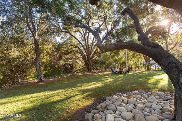 4090 Cresthaven Drive, Thousand Oaks, CA 91362