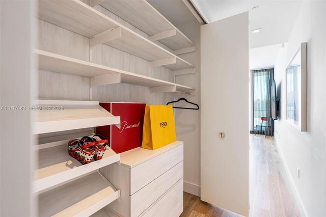 16901 Collins Avenue 902, Sunny Isles Beach, FL 33160