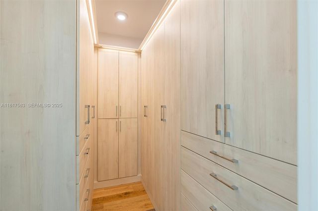 16901 Collins Avenue 902, Sunny Isles Beach, FL 33160