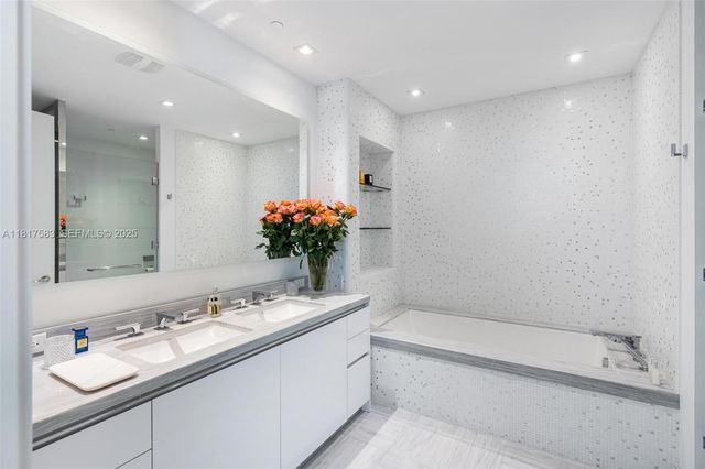 16901 Collins Avenue 902, Sunny Isles Beach, FL 33160